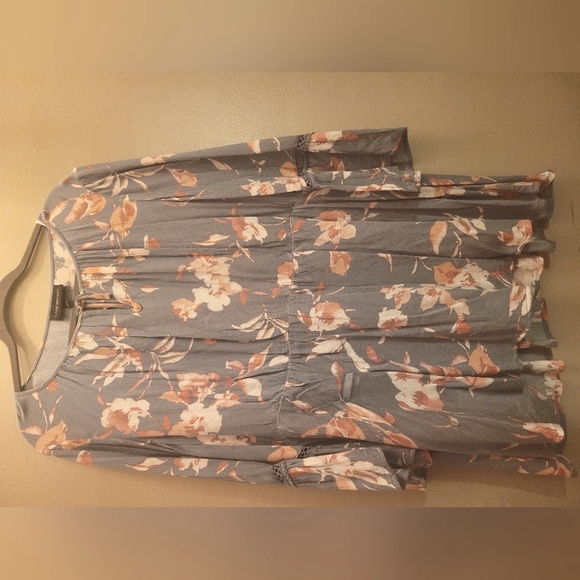 Lane Bryant Peasant Shirt 18/20 - Picture 1 of 3